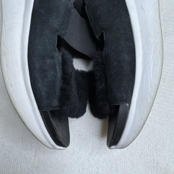 UGG Silverlake Sandals Sheepskin Black Logo Chunky Platform 7.5 - Picture 7 of 11